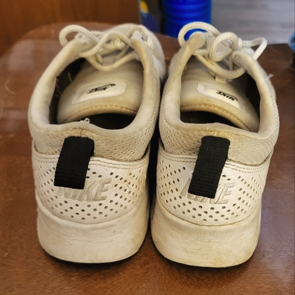 Vintage Nike sneakers - Picture 3 of 3